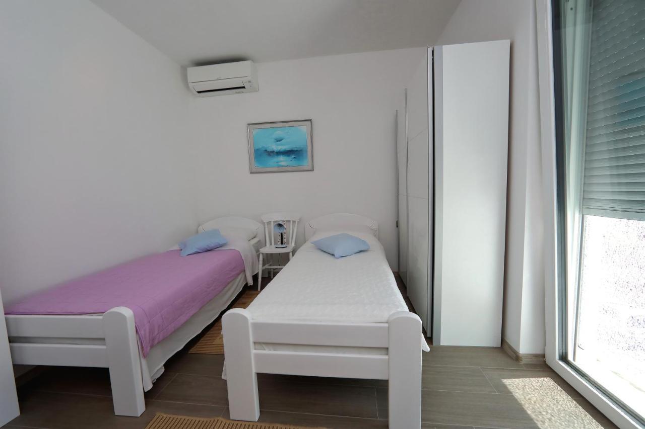 Apartmani Marina S Pogledom, Sukošan Екстериор снимка
